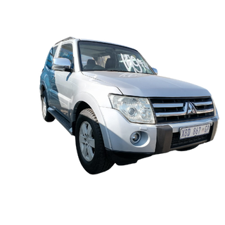 Mitsubishi Pajero 3.8 V6 GLS SWB A/T